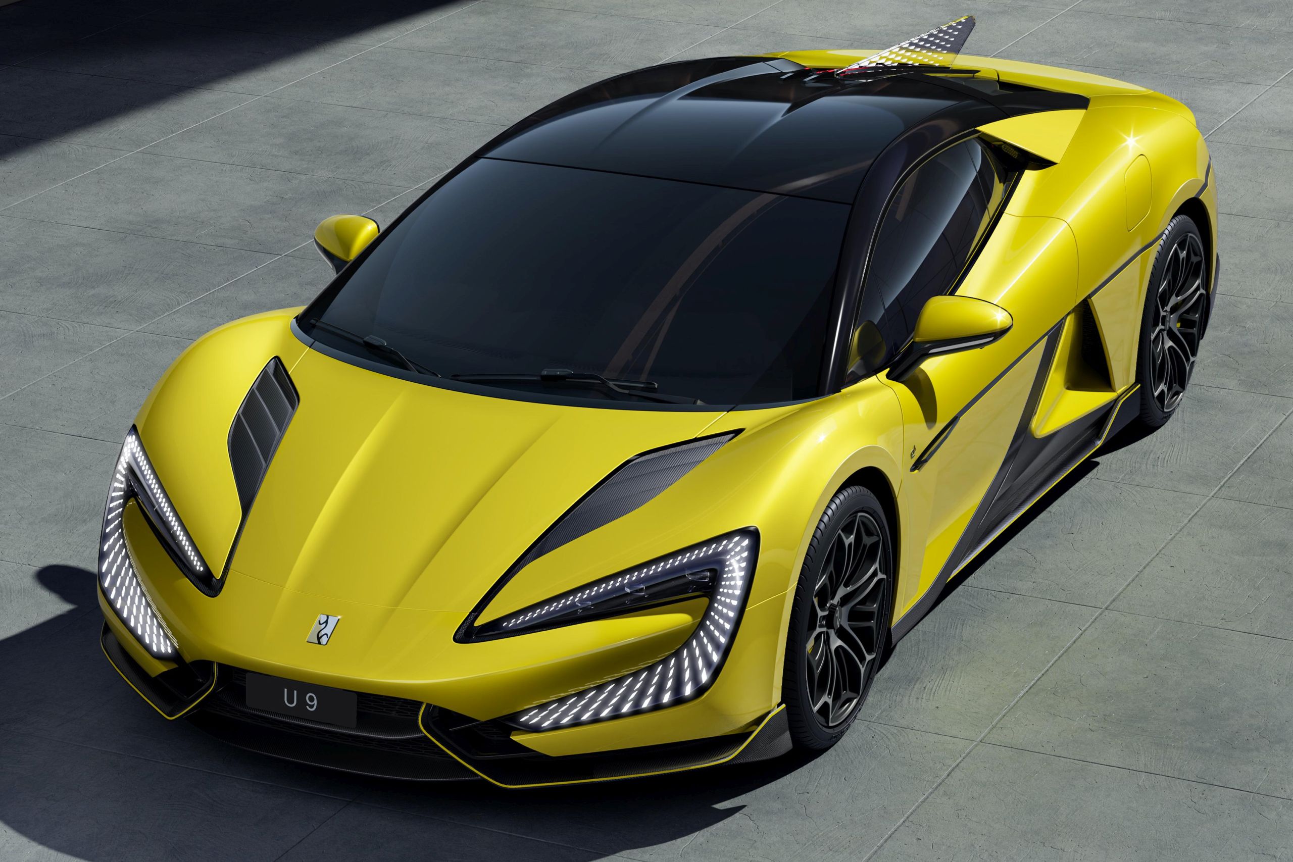 BYD Yangwang U9 galeri görseli