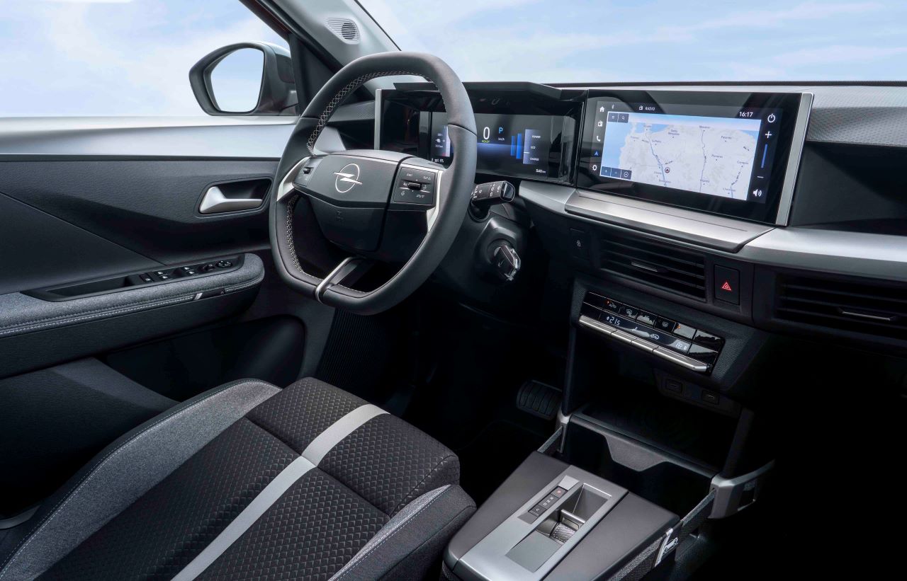 Opel Frontera galeri görseli