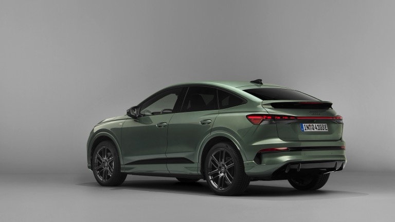 Audi Q4 Sportback e-tron quattro galeri görseli
