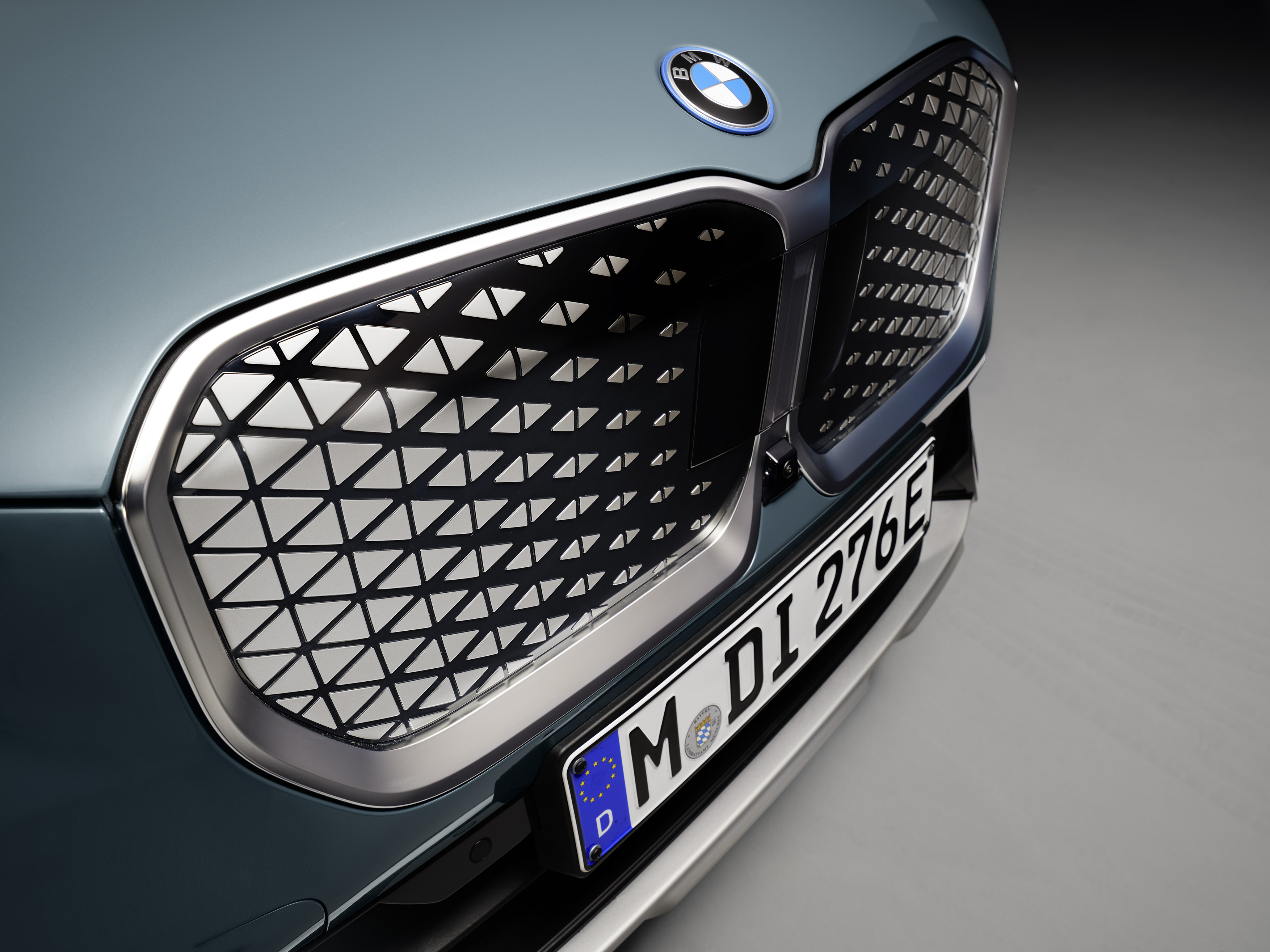 BMW iX1 eDrive20 galeri görseli