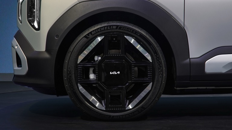 Kia EV2 42.2 kWh galeri görseli