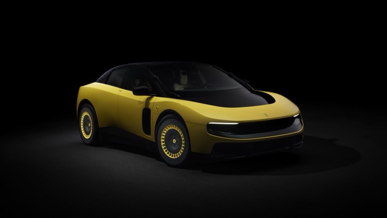 Ferrari Luce galeri görseli