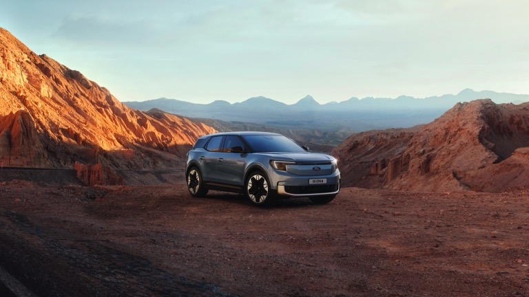 Ford Explorer Extended Range AWD galeri görseli