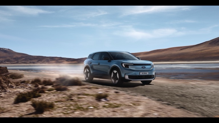 Ford Explorer Extended Range AWD galeri görseli