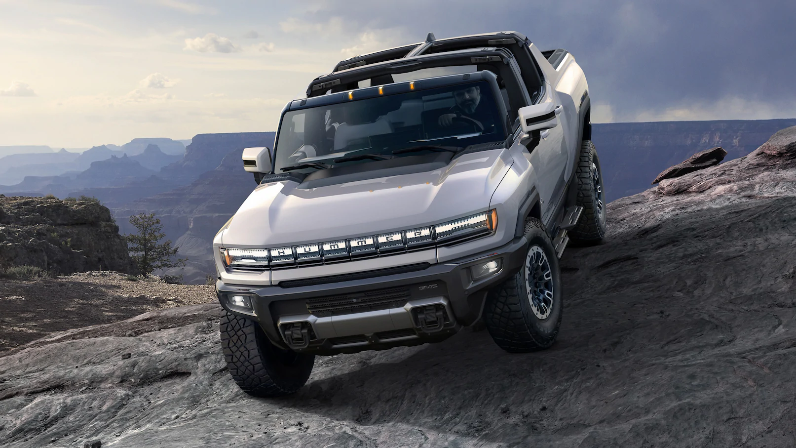 GMC Hummer EV2 galeri görseli