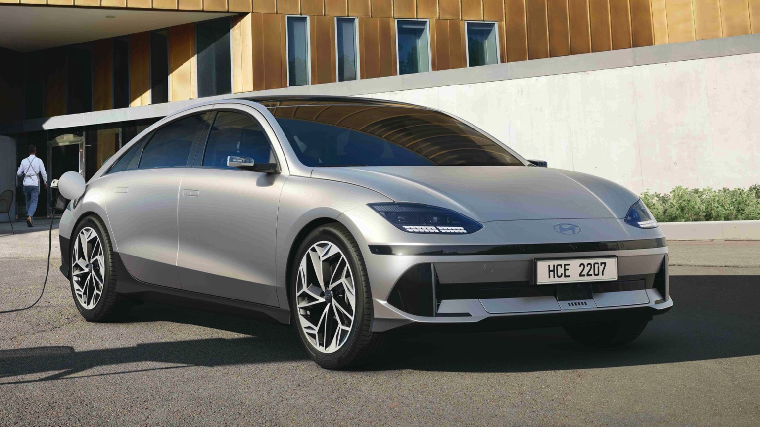 Hyundai Hyundai IONIQ 6 Standard Range 2WD