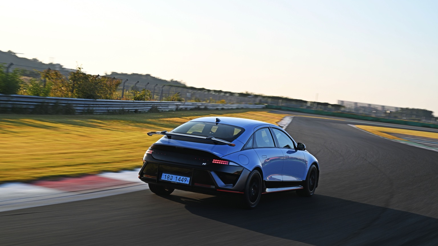 Hyundai IONIQ 6 N galeri görseli