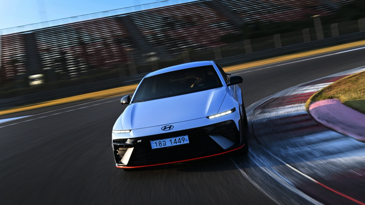 Hyundai IONIQ 6 N galeri görseli