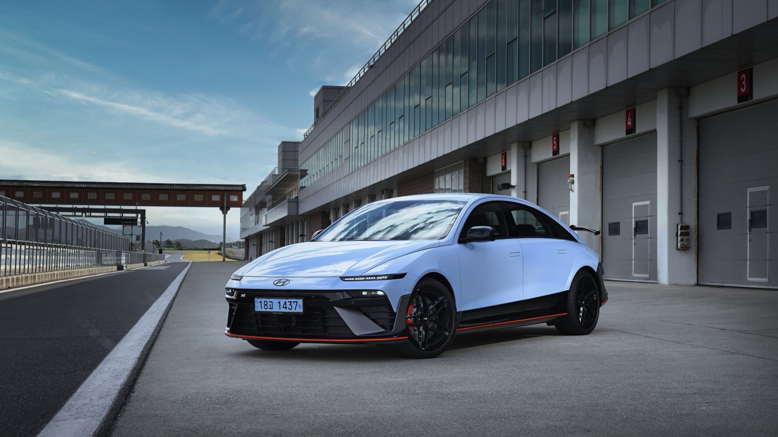 Hyundai IONIQ 6 N galeri görseli