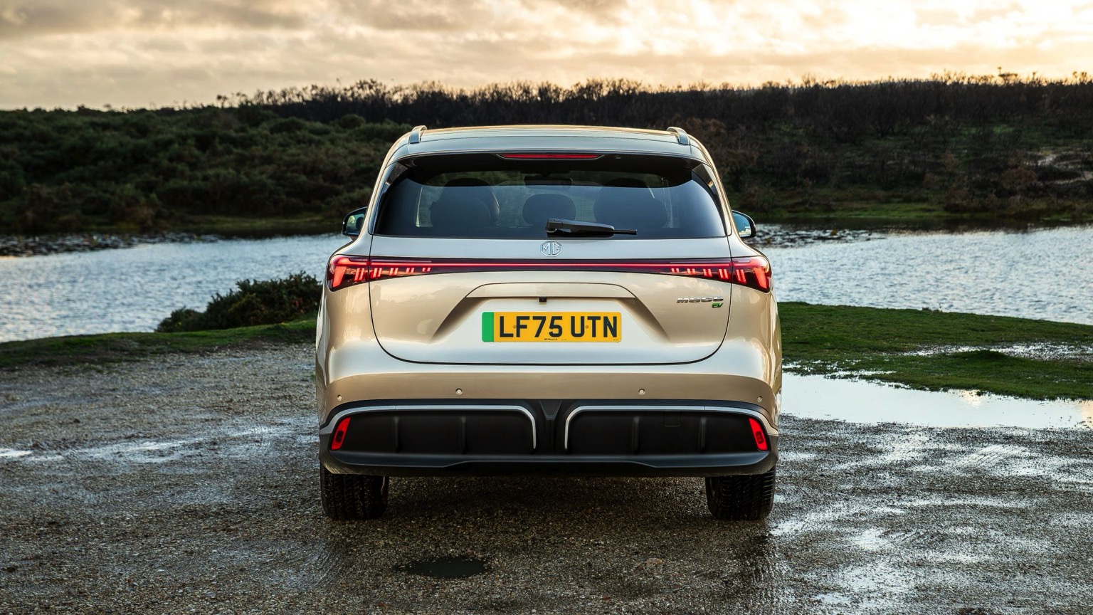 MG MGS6 EV Dual Motor 77 kWh galeri görseli