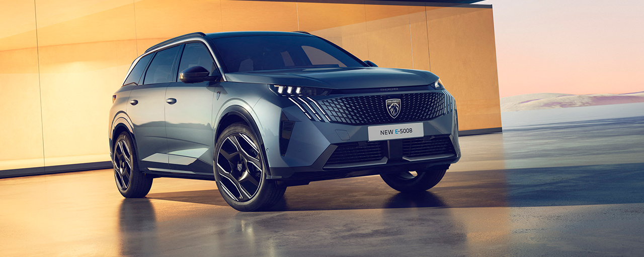 Peugeot E5008 galeri görseli