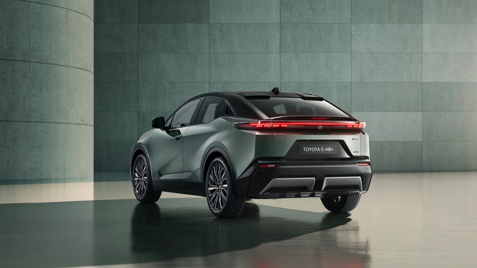 Toyota C-HR+ 57.7 kWh galeri görseli