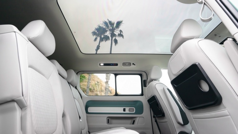 Volkswagen ID. Buzz LWB Pro 4MOTION galeri görseli