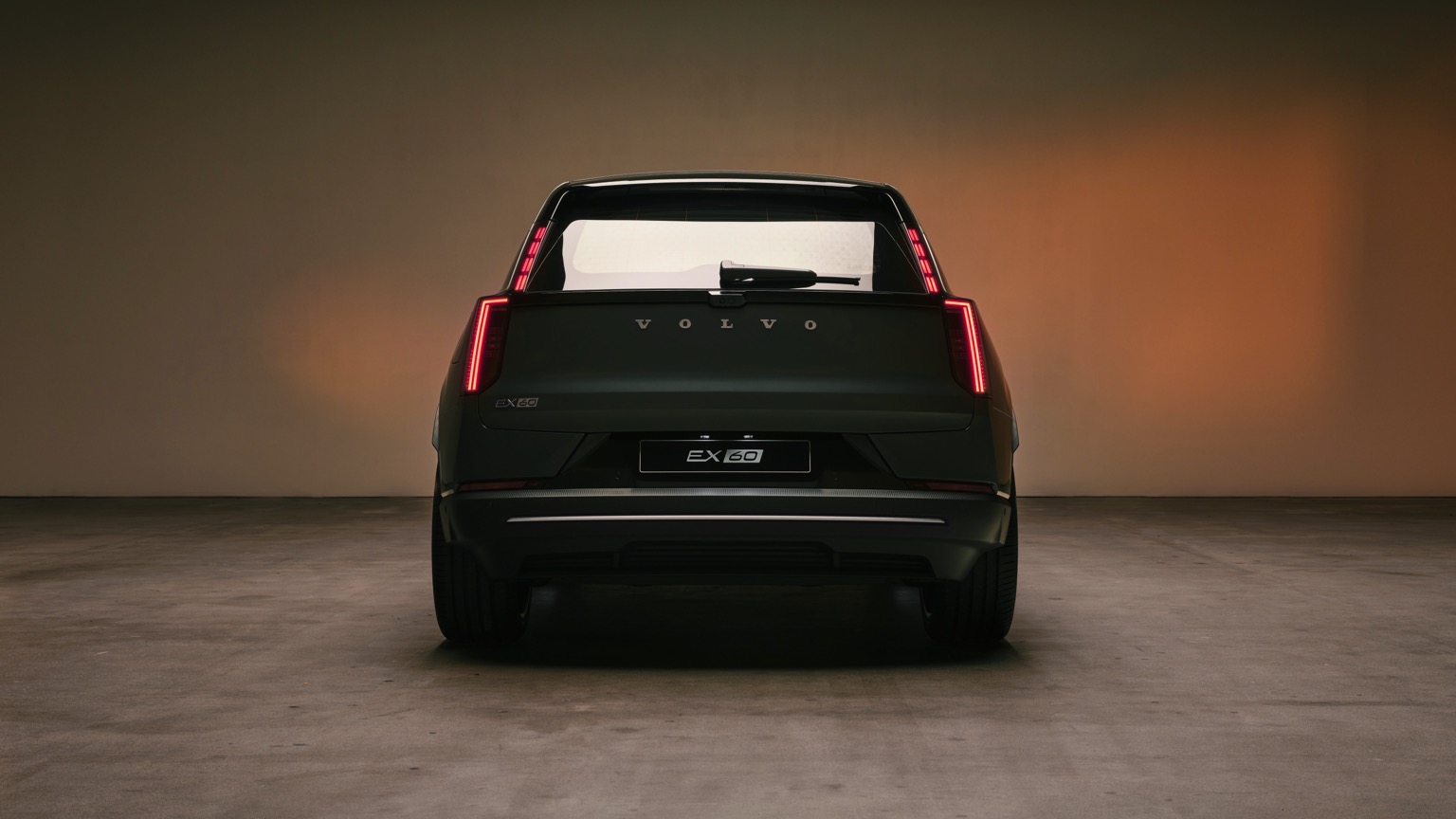 Volvo EX60 P6 galeri görseli